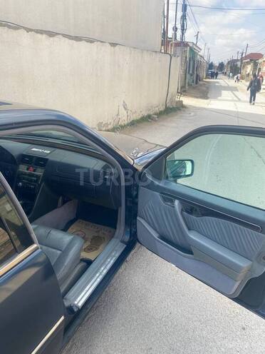 Mercedes C 220 1996, 303,000 km - 2.2 л - Bakı