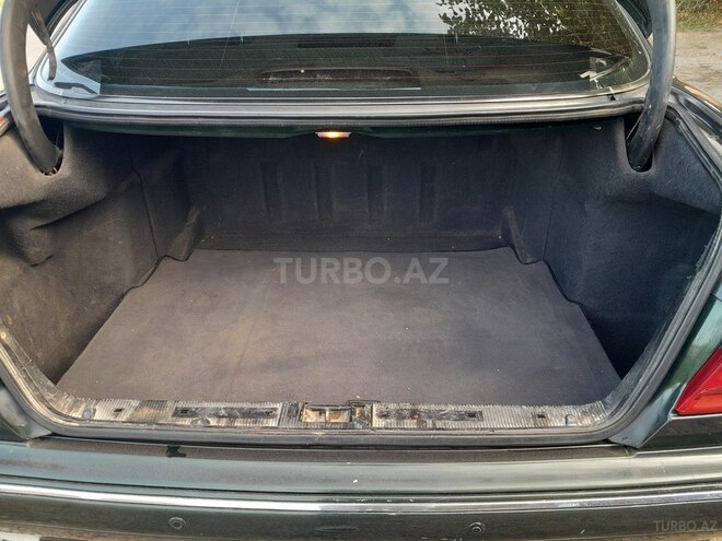 Mercedes E 200 2000, 121,346 km - 2.0 l - Saatlı