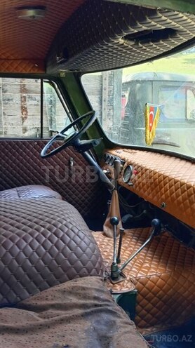UAZ 3303 1992, 200,000 km - 2.4 л - Astara