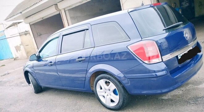 Opel Astra 2009, 280,000 km - 1.4 l - Bakı