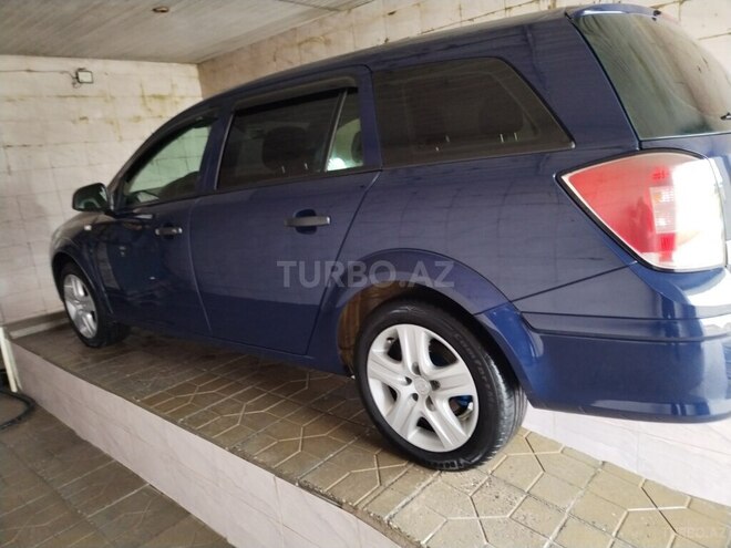 Opel Astra 2009, 280,000 km - 1.4 l - Bakı