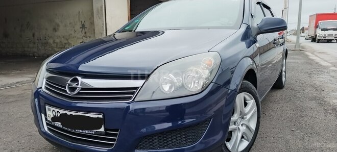 Opel Astra 2009, 280,000 km - 1.4 l - Bakı
