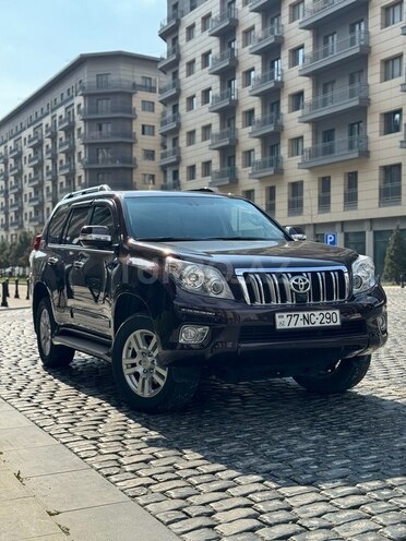 Toyota Prado 2011, 107,700 km - 4.0 l - Bakı