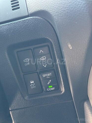 Toyota Prado 2011, 107,700 km - 4.0 l - Bakı