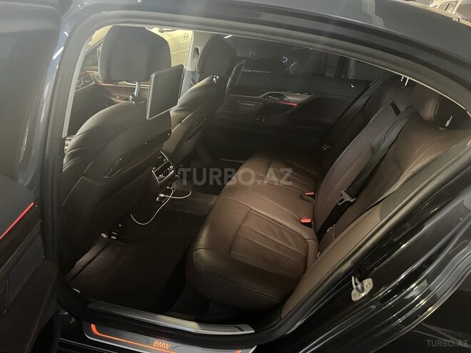 BMW 740 2019, 105,000 km - 3.0 l - Bakı