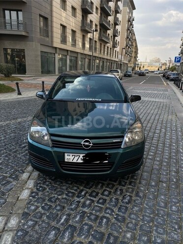 Opel Astra 2005, 215,000 km - 1.4 l - Bakı