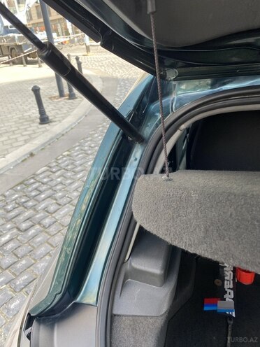 Opel Astra 2005, 215,000 km - 1.4 l - Bakı