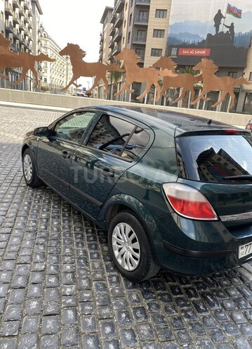 Opel Astra 2005, 215,000 km - 1.4 l - Bakı