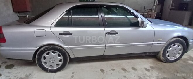 Mercedes C 180 1996, 451,000 km - 1.8 l - Bakı