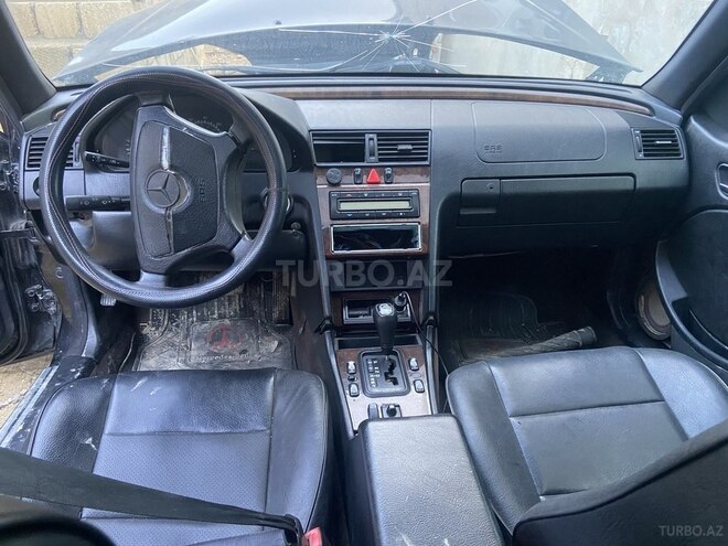 Mercedes C 230 1997, 342,786 km - 2.3 l - Bakı