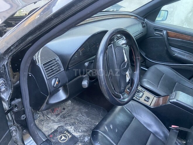 Mercedes C 230 1997, 342,786 km - 2.3 l - Bakı