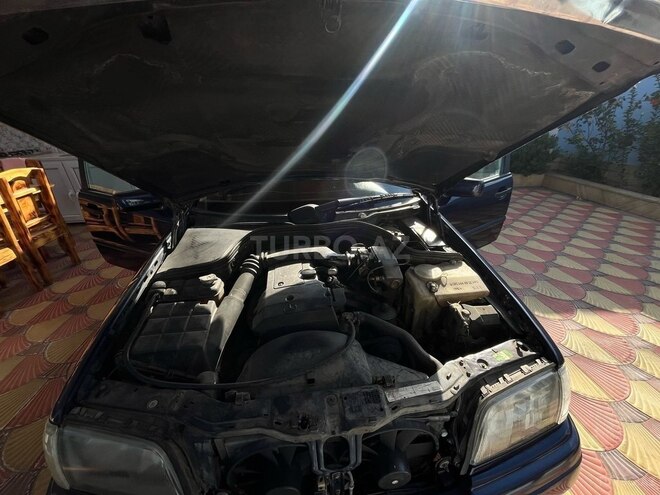 Mercedes C 180 1994, 561,732 km - 1.8 л - Bakı