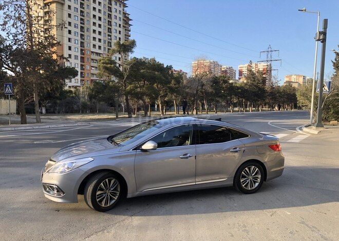 Hyundai Grandeur 2015, 168,200 km - 2.2 l - Bakı