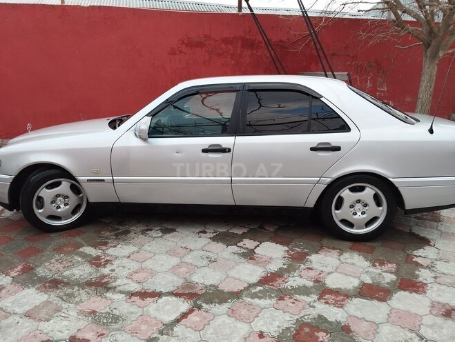 Mercedes C 200 1996, 437,000 km - 2.0 l - Bakı