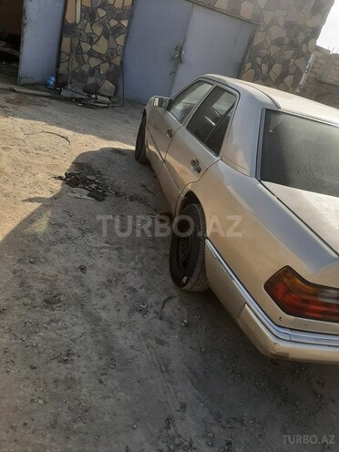 Mercedes E 200 1993, 346,321 km - 2.0 l - Bakı