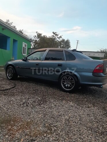 Opel Vectra 1998, 445,368 km - 1.6 l - Tərtər