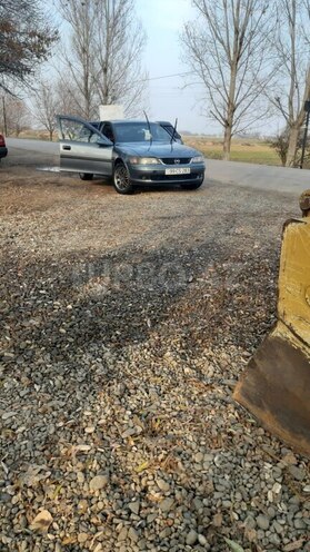 Opel Vectra 1998, 445,368 km - 1.6 l - Tərtər