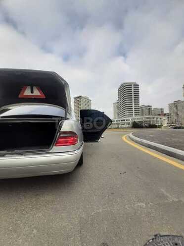 Mercedes E 300 1999, 100,000 km - 3.0 л - Bakı