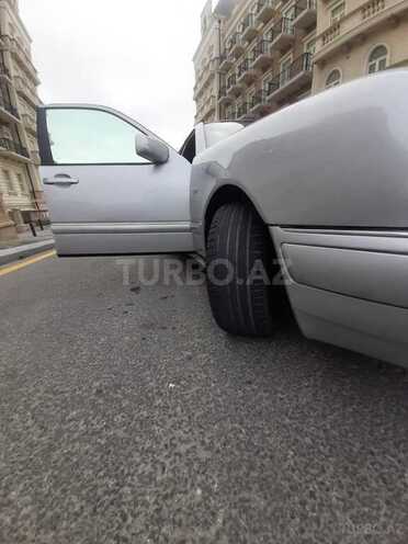 Mercedes E 300 1999, 100,000 km - 3.0 л - Bakı