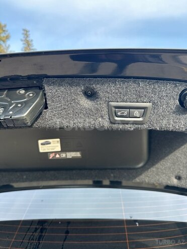 BMW 528 2015, 176,123 km - 2.0 l - Salyan