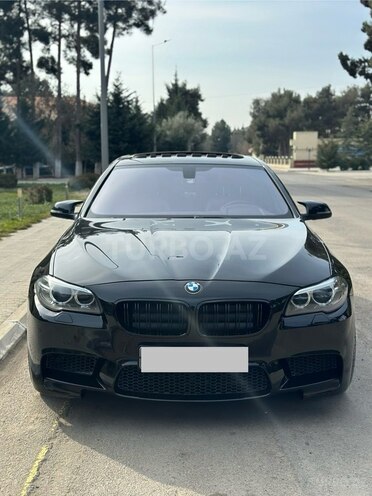 BMW 528 2015, 176,123 km - 2.0 l - Salyan
