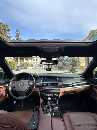 BMW 528 2015, 176,123 km - 2.0 l - Salyan