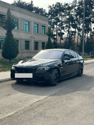 BMW 528 2015, 176,123 km - 2.0 l - Salyan