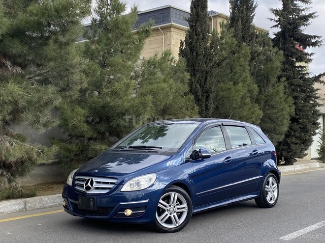 Mercedes B 180 2008, 84,000 km - 1.7 l - Bakı