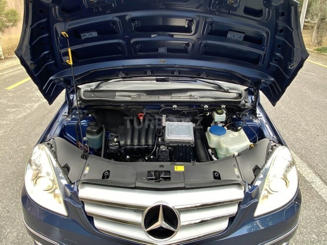 Mercedes B 180 2008, 84,000 km - 1.7 l - Bakı