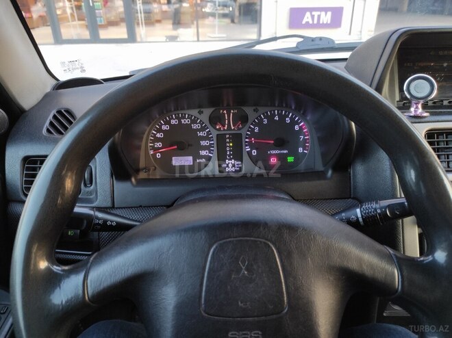 Mitsubishi Pajero io 2001, 345,000 km - 2.0 l - Sumqayıt