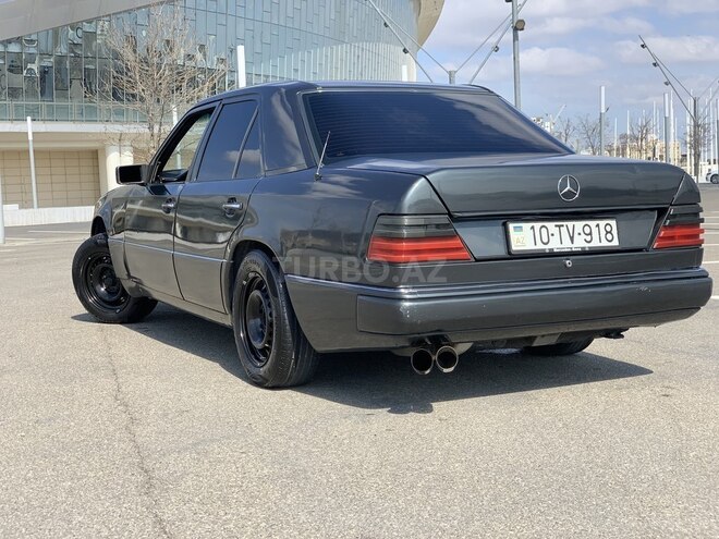 Mercedes E 230 1992, 499,999 km - 2.3 l - Bakı