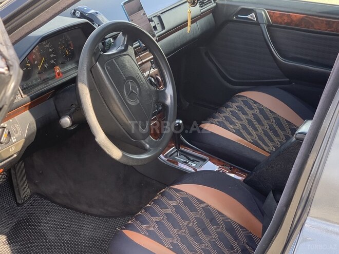 Mercedes E 230 1992, 499,999 km - 2.3 l - Bakı