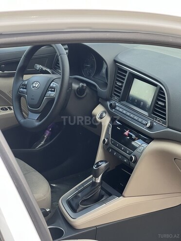Hyundai Elantra 2016, 152,695 km - 2.0 л - Bakı