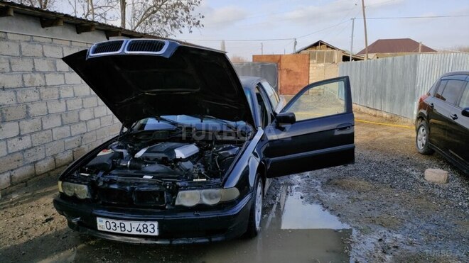 BMW 735 1998, 450,000 km - 3.5 l - Ağdaş