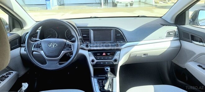 Hyundai Elantra 2016, 165,762 km - 2.0 l - Bakı