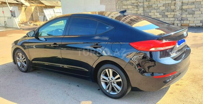 Hyundai Elantra 2016, 165,762 km - 2.0 l - Bakı