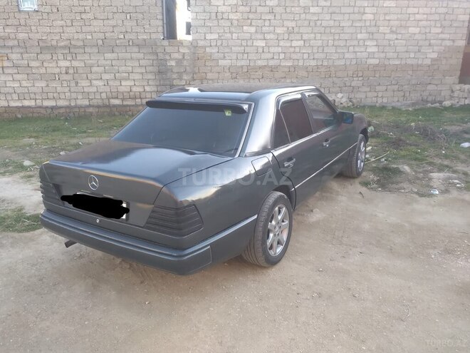 Mercedes E 200 1990, 358,852 km - 2.0 l - Bakı