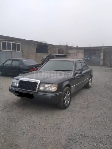Mercedes E 200 1990, 358,852 km - 2.0 l - Bakı