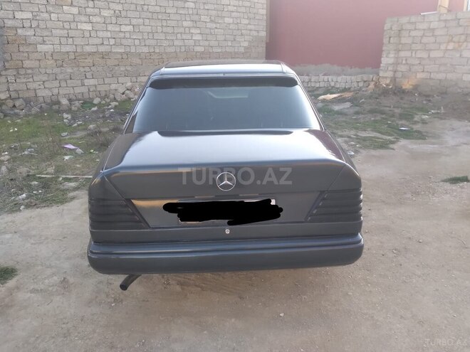 Mercedes E 200 1990, 358,852 km - 2.0 l - Bakı