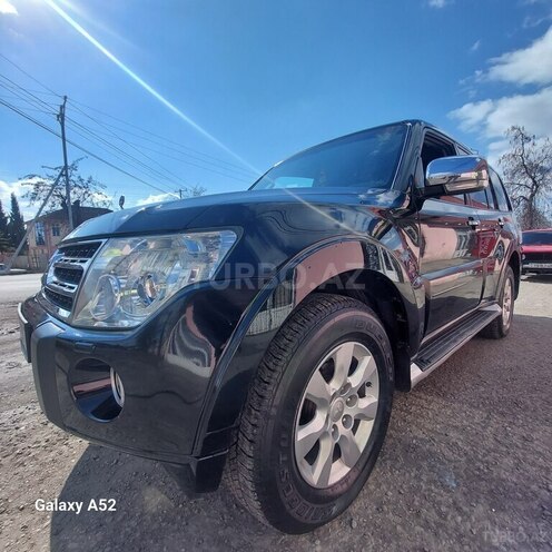 Mitsubishi Pajero 2009, 187,000 km - 3.5 l - Zaqatala