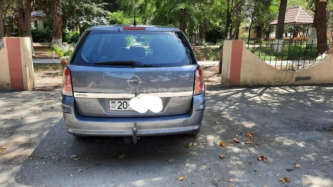 Opel Astra 2005, 230,000 km - 1.4 л - Gəncə