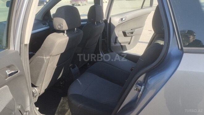 Opel Astra 2005, 230,000 km - 1.4 л - Gəncə