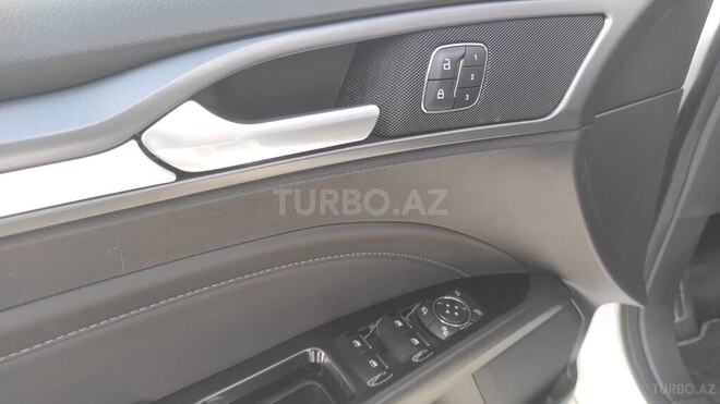 Ford Mondeo 2015, 171,089 km - 2.0 l - Bakı