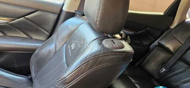Infiniti Q70 2014, 186,000 km - 3.7 л - Gəncə