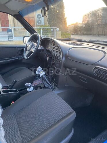 Chevrolet Niva 2018, 5,300 km - 1.7 l - Bakı