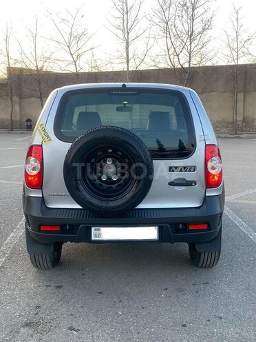 Chevrolet Niva 2018, 5,300 km - 1.7 l - Bakı