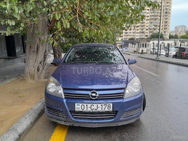Opel Astra 2004, 200,000 km - 1.4 л - Bakı