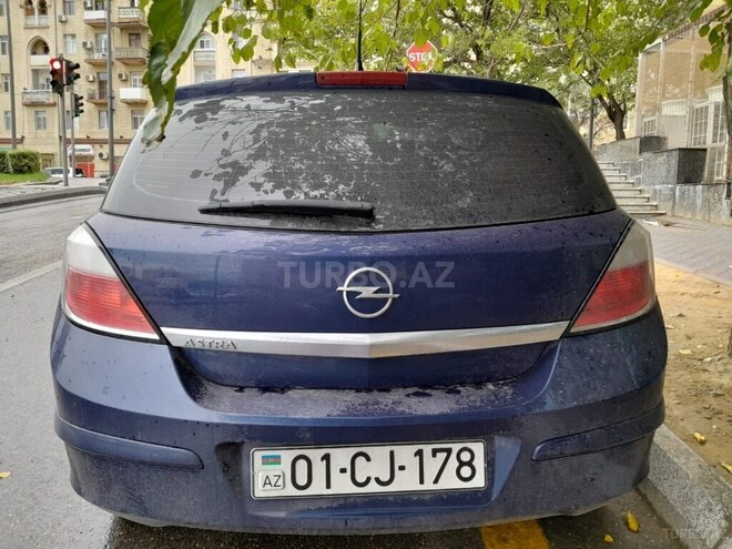 Opel Astra 2004, 200,000 km - 1.4 л - Bakı