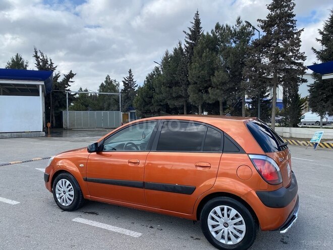 Kia Rio 2006, 300,000 km - 1.6 l - Bakı