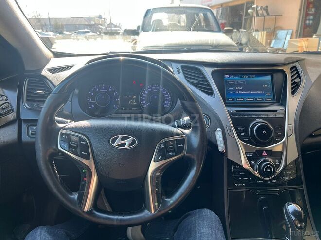 Hyundai Grandeur 2013, 220,000 km - 3.0 l - Balakən